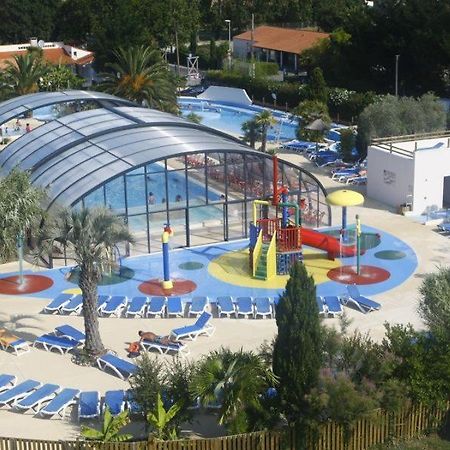 Camping Officiel Siblu Mer Et Soleil Hotel Saint-Georges-d'Oleron Esterno foto