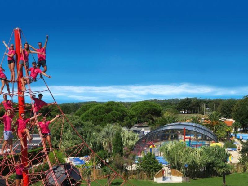 Camping Officiel Siblu Mer Et Soleil Hotel Saint-Georges-d'Oleron Esterno foto